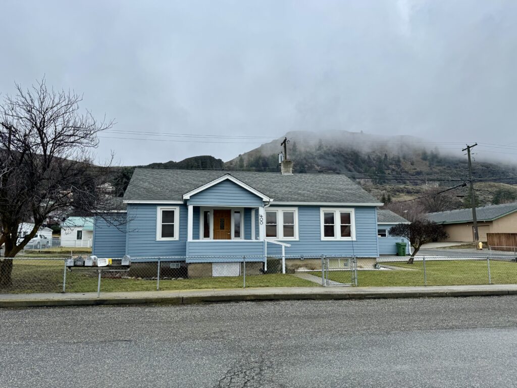 400 Roosevelt Drive, Grand Coulee, WA